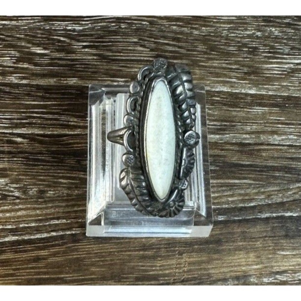 Vintage Native American Old Pawn Sterling Silver Mother Of Pearl Ring 5.75